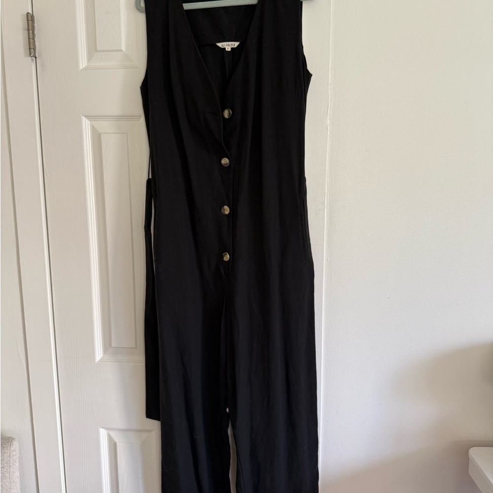 Black Sleeveless Jumpsuit